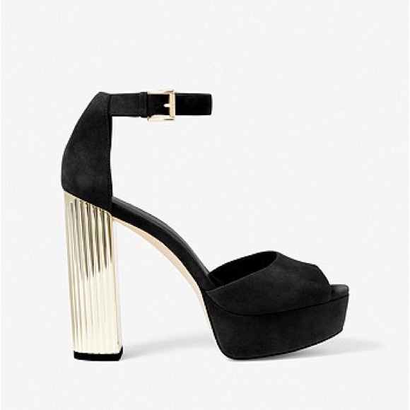 MICHAEL MICHAEL KORS
Porter Suede Platform Sandal - Picture 2 of 6